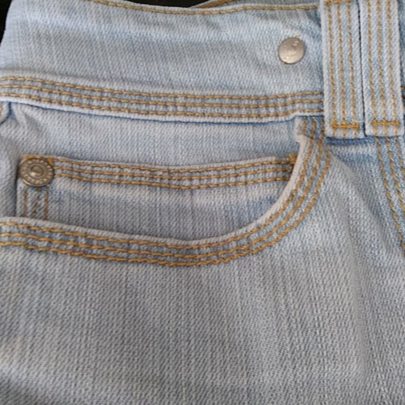 Jeanstar Cuffed Capri Jeans Size 8 Blue - Picture 7 of 16